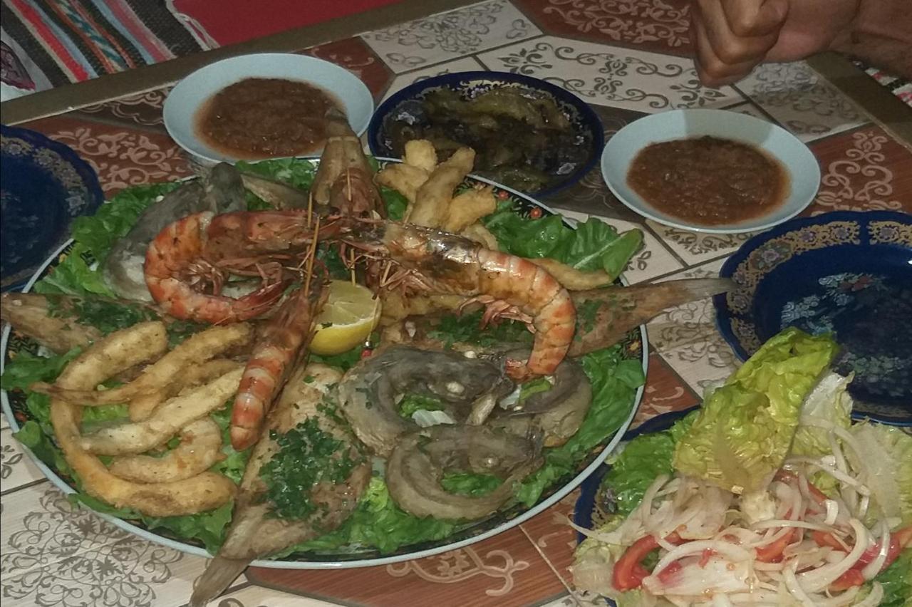 Hotel Lahlou Riad Cafeteria Oujda Exterior foto