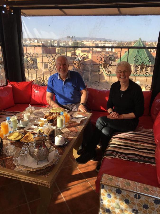 Hotel Lahlou Riad Cafeteria Oujda Exterior foto